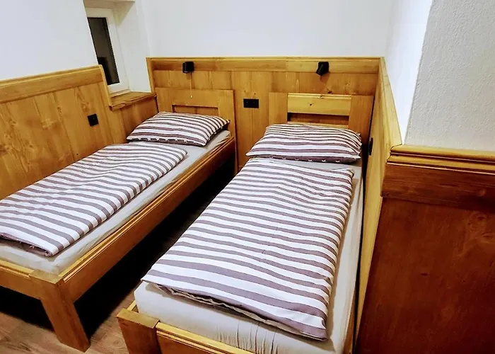 Bouda Na Plani - Horska Bouda Hostel